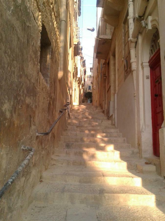 Вилла Townhouse Cospicua , Экстерьер фото
